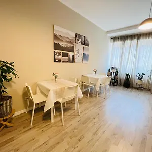 Sonila's 1 Hébergement de vacances