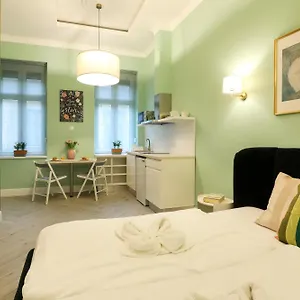 Ozone Silver&gold , Budapest Hongrie